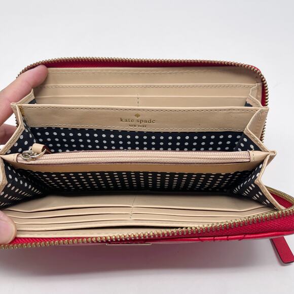 Kate Spade Red Leather Quilted Astor Court Neda Wallet Accordion Zip Around - Picture 12 of 15